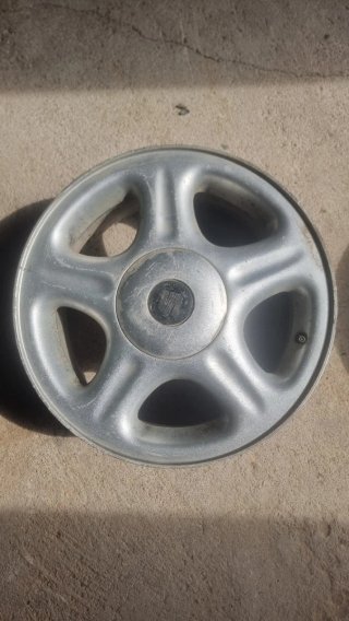 Llantas 15" + spoiler trasero seat ibiza gt tdi 98