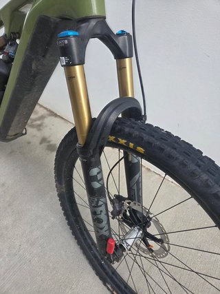 Bicicleta Eléctrica CUBE ONE55 Carbono