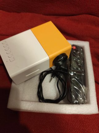 Proyector LED Blanco y Amarillo