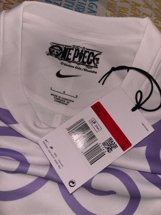 Camiseta Nike x One Piece NRG