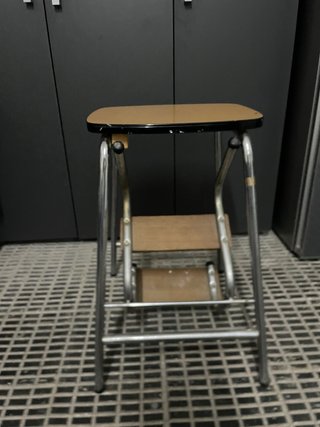 Taburete Escalera Metálico y Madera