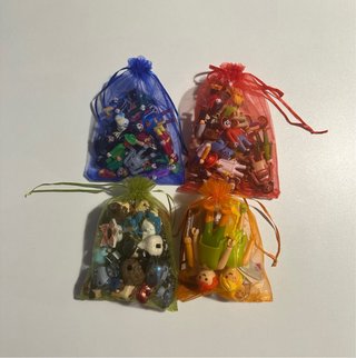 Lote 4 Colecciones Huevos Kinder