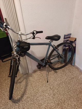 Bicicleta de paseo con suspensión