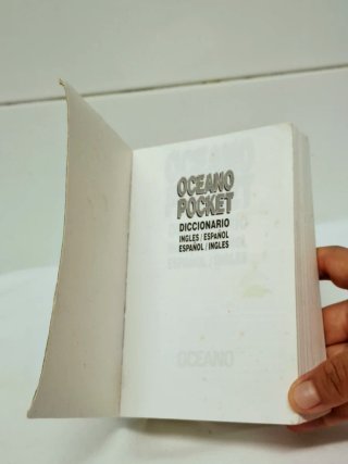Océano pocket: diccionario de inglés-español -Es..
