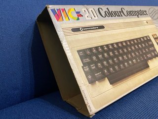 Scatola originale Commodore VIC-20
