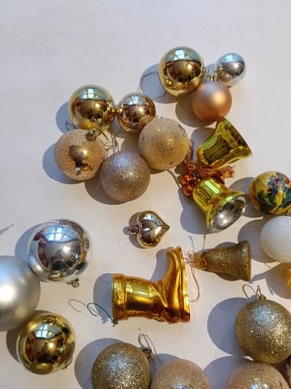 Lote adornos Navidad dorados y plateados