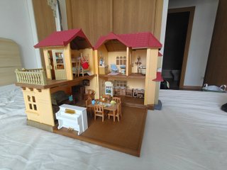 Mansión Sylvanian Families amueblada