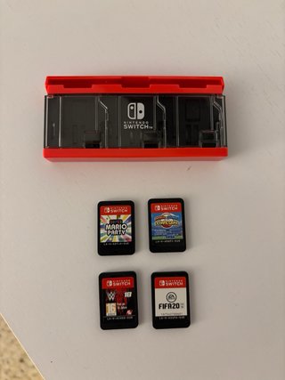 Nintendo Switch con Joy-Con Azul y Rojo