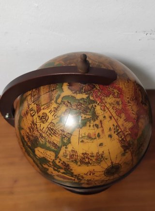 Mueble Bar Globo Terráqueo Sobremesa