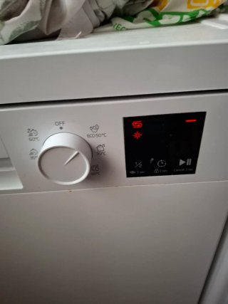 Lavavajillas Beko DVN05320W Blanco