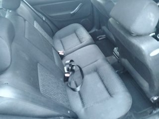Volkswagen Golf 2001 1800€ negociables