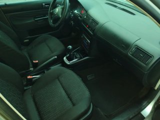 Volkswagen Golf 2001 1800€ negociables