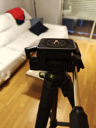 Trípode K&F Concept con soporte móvil y funda