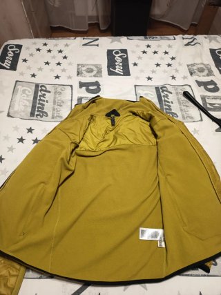 Chaqueta Deportiva Adidas Terrex Amarilla REBAJAS¡
