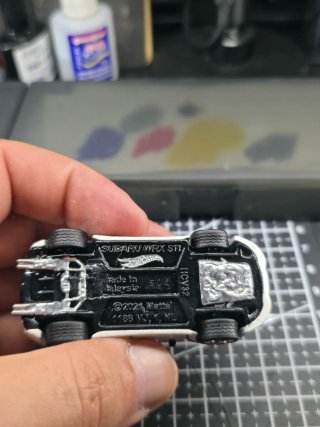 Subaru Custom com Figura