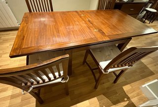 Conjunto Mesa y 4 Sillas Banak