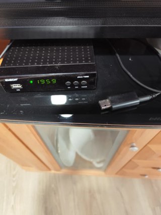 TV Philips 43 con adaptador TDT y Bluetooth