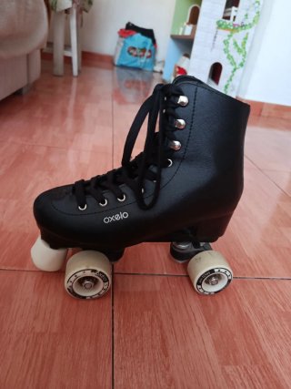 Patines de cuatro ruedas Oxelo negros