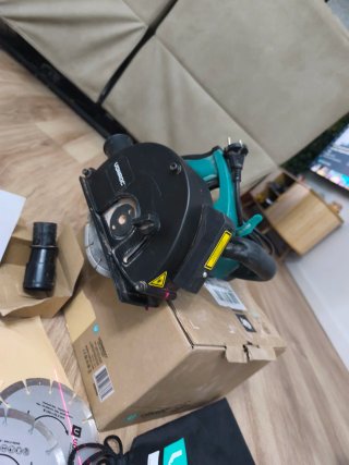Cortadora de muros VONROC 1700W