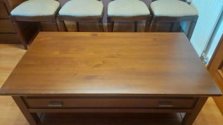 Conjunto comedor pino cerezo: 2 mesas + 6 sillas