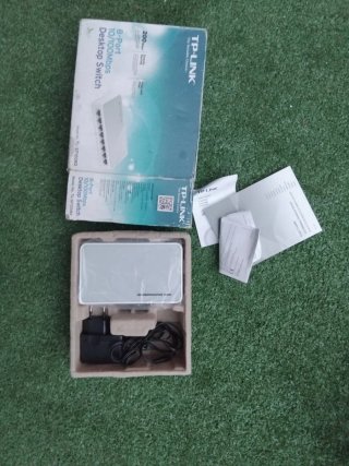 TU PONES EL PRECIO.TP-Link Switch 8 Puertos 10/100