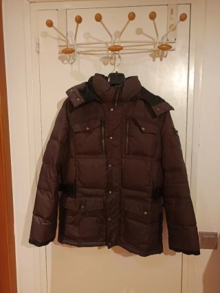 Abrigo plumífero hombre marrón