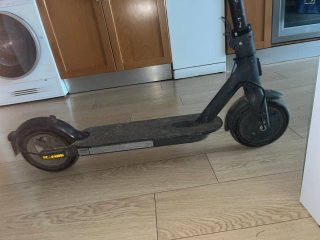 Patinete Eléctrico Xiaomi Scooter 3