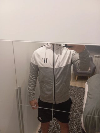 Sudadera 11 Degrees Gris y Blanca talla M