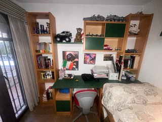 Dormitorio juvenil completo madera miel y verde
