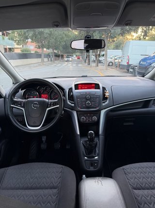 Opel Zafira 2013