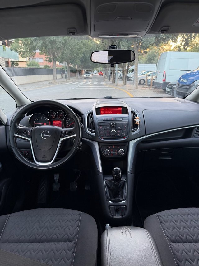 Opel Zafira 2013