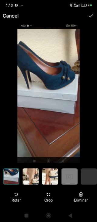 Zapatos de tacón ante azul marino