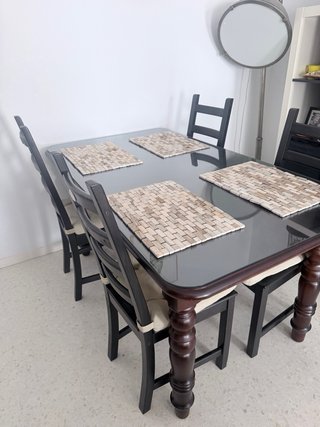 4 Sillas IKEA de madera