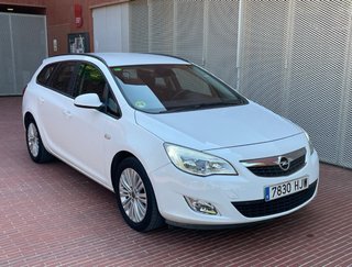 Opel Astra 2012