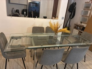 Mesa de comedor cristal y metal