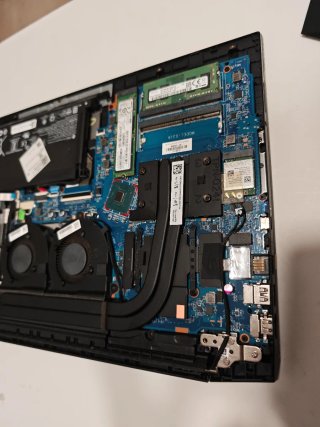 HP Pavilion Gaming 16-a0005 para piezas