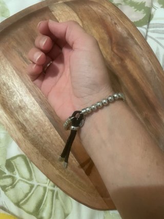 Pulsera Michael Kors Bolas color Plata