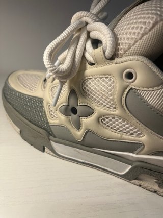 Louis Vuitton Skate grigie e bianche