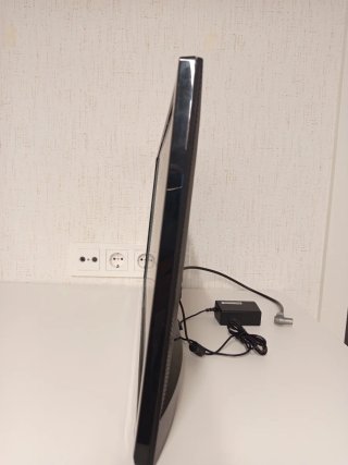 TV LG 24 Pulgadas con Soporte de Pared