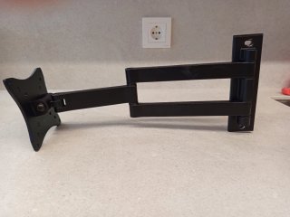 TV LG 24 Pulgadas con Soporte de Pared
