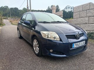 Toyota Auris 2009