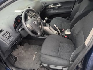 Toyota Auris 2009