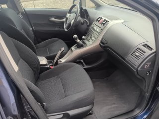 Toyota Auris 2009