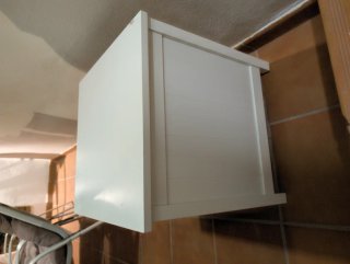 Mueble arenero para gatos blanco