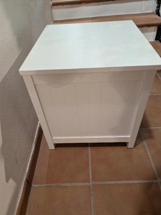 Mueble arenero para gatos blanco