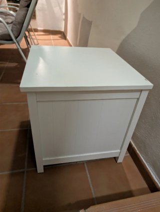 Mueble arenero para gatos blanco