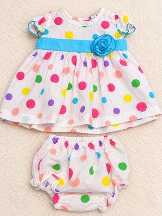 Consegna di abbigliamento e accessori per bambole e neonati reborn