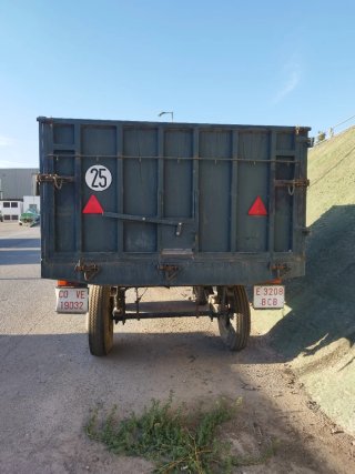Remolque agrícola 5000kg basculante