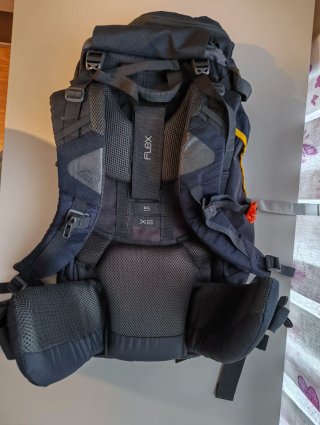 Mochila Trekking McKinley Maple 45+10