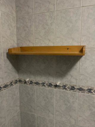 Estantería de madera para pared